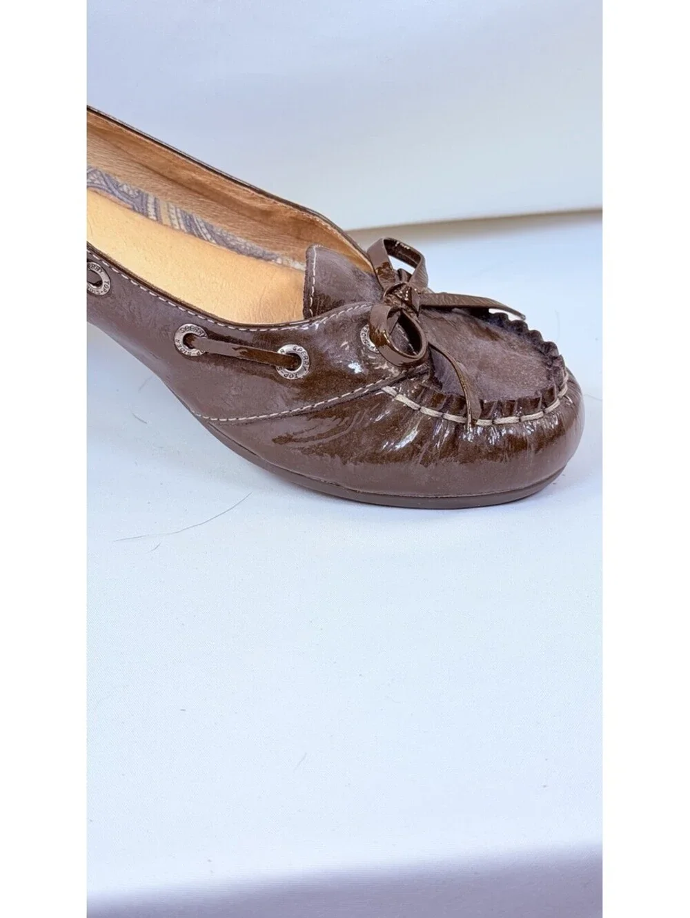 SPERRY Top Sider Brown Crinkle Patent Leather SANDPIPER Skimmer Flats Size 7.5 M
